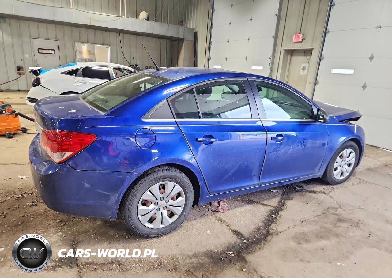 2012 Chevrolet Cruze Ls VIN:1G1PC5SH0C7303919 - 3