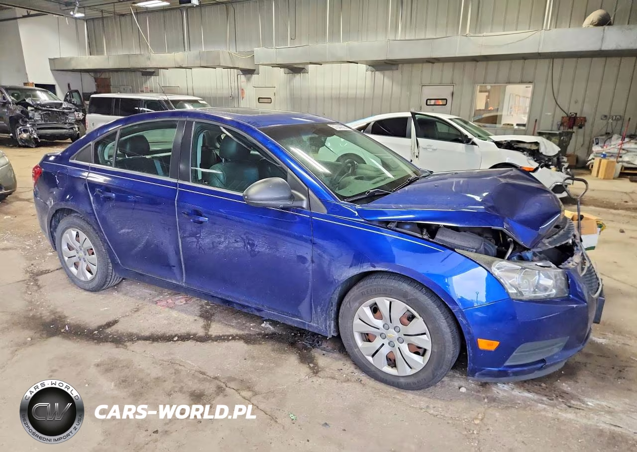 2012 Chevrolet Cruze Ls VIN:1G1PC5SH0C7303919 - 4