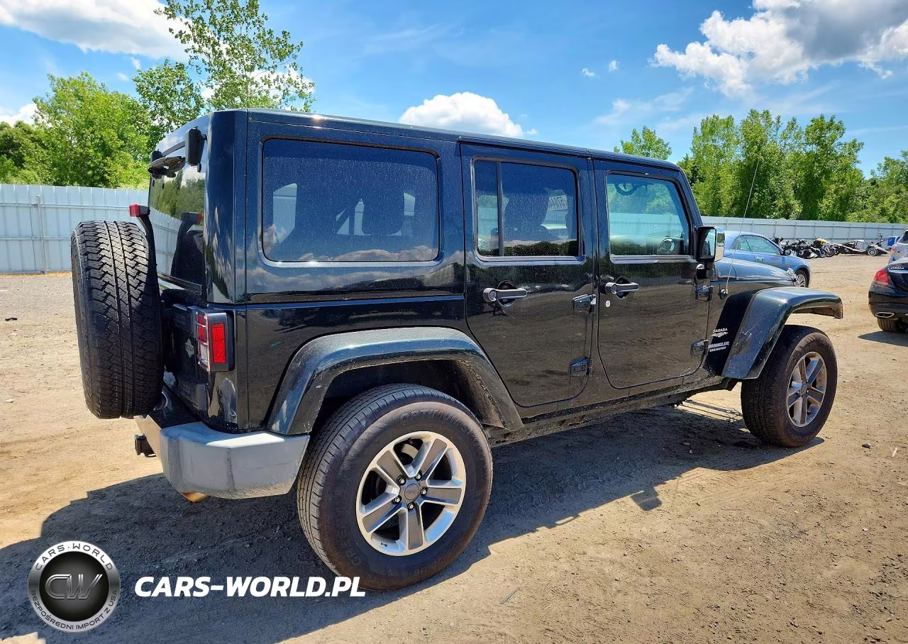 2012 Jeep Wrangler Unlimited Sahara VIN:1C4HJWEG7CL173428 - 3