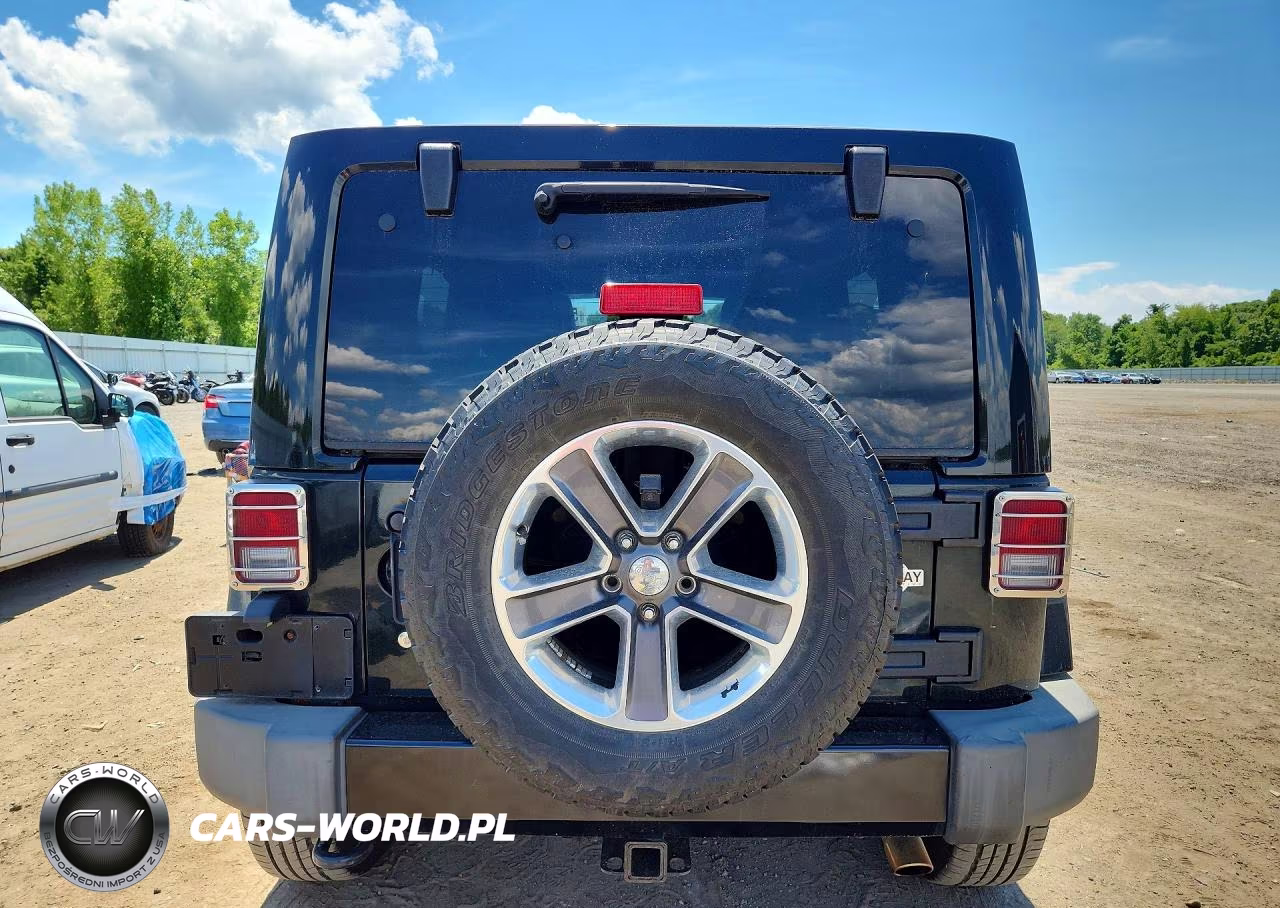 2012 Jeep Wrangler Unlimited Sahara VIN:1C4HJWEG7CL173428 - 6