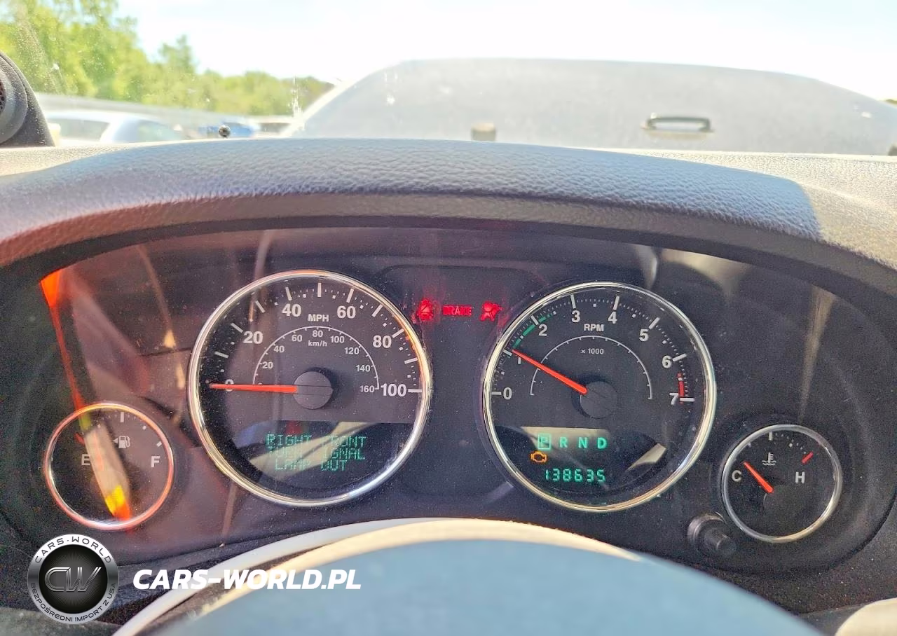 2012 Jeep Wrangler Unlimited Sahara VIN:1C4HJWEG7CL173428 - 9