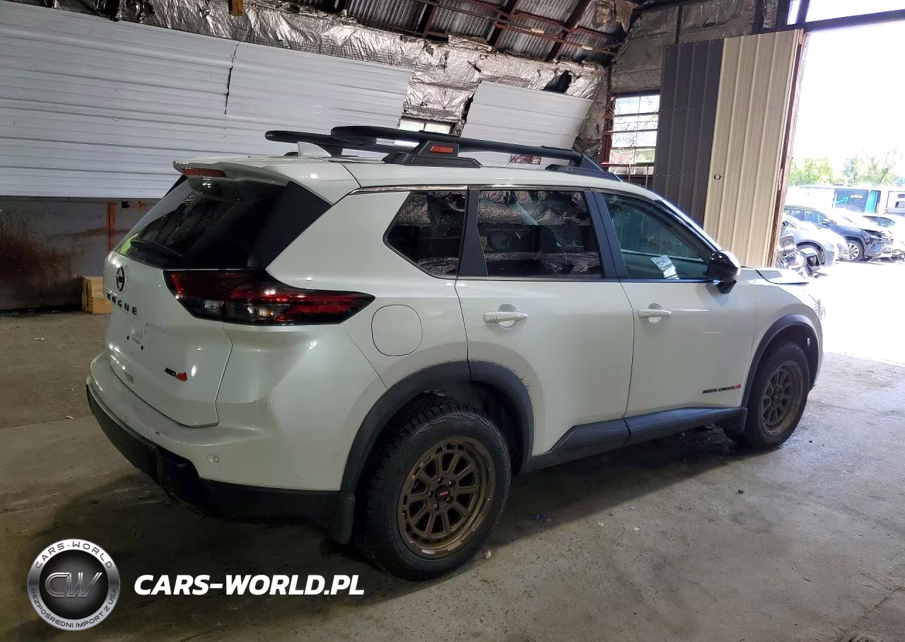 2025 Nissan Rogue Rock Creek VIN:5N1BT3BB7SC790328 - 3