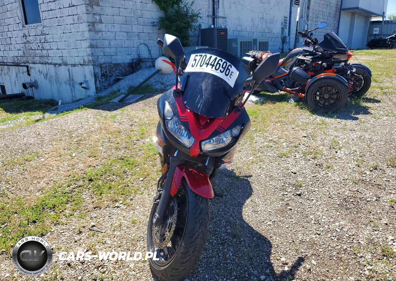 2011 Kawasaki Ex650 C VIN:JKAEXEC18BDA64802 - 2