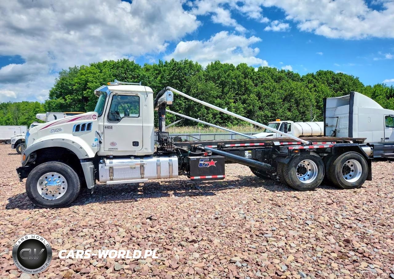 2023 Mack Granite VIN:1M2GR4GC7PM027741 - 9