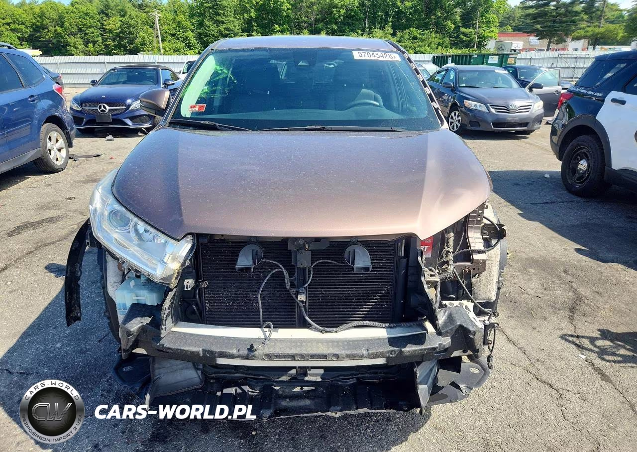 2017 Toyota Highlander Le VIN:5TDBZRFH0HS433052 - 5