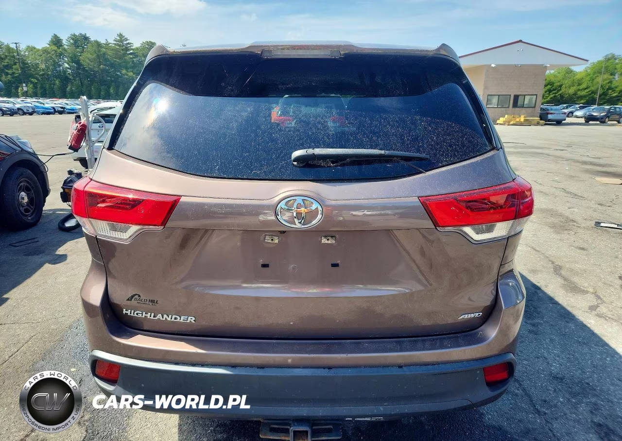 2017 Toyota Highlander Le VIN:5TDBZRFH0HS433052 - 6