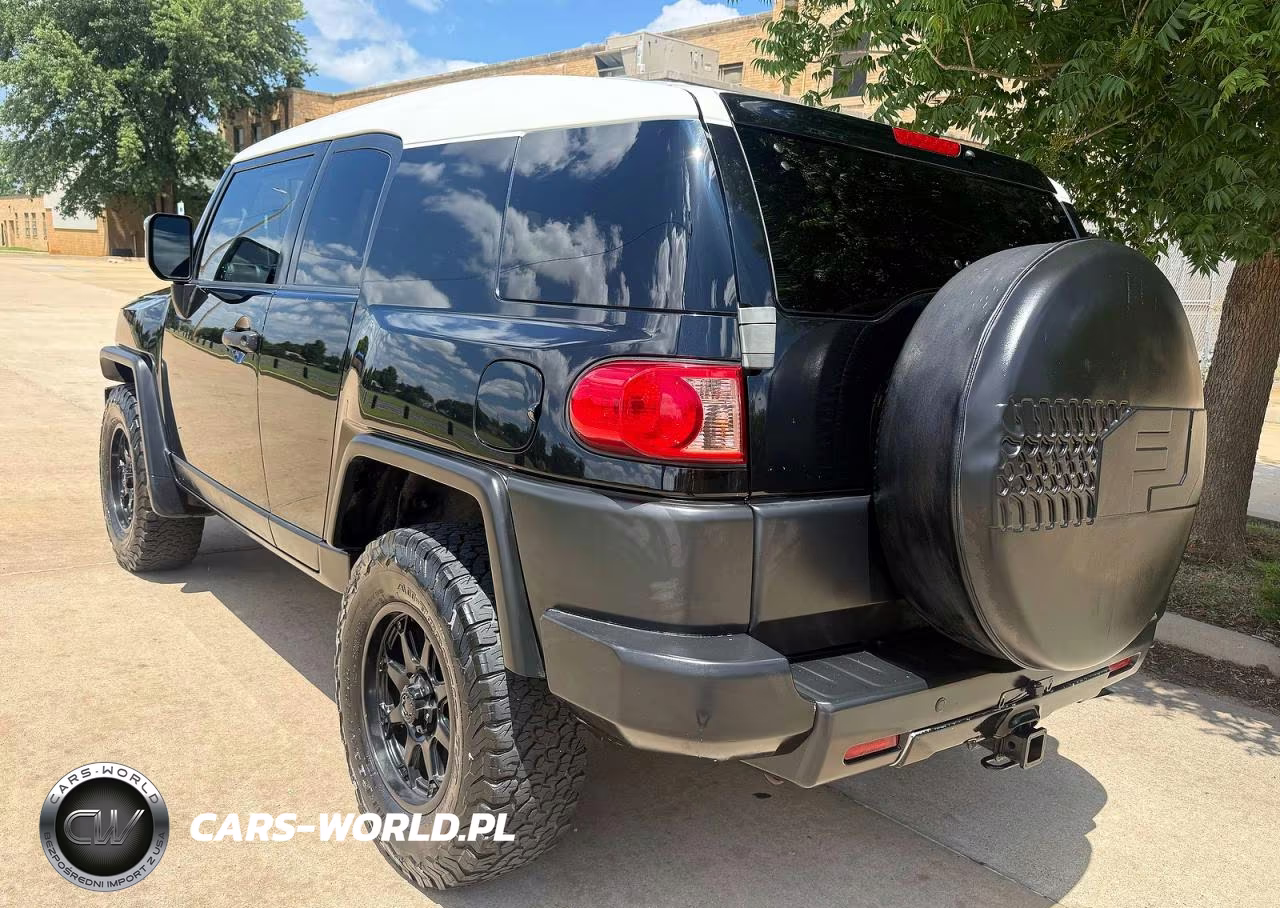 2007 Toyota Fj Cruiser Base VIN:JTEBU11F770018393 - 3