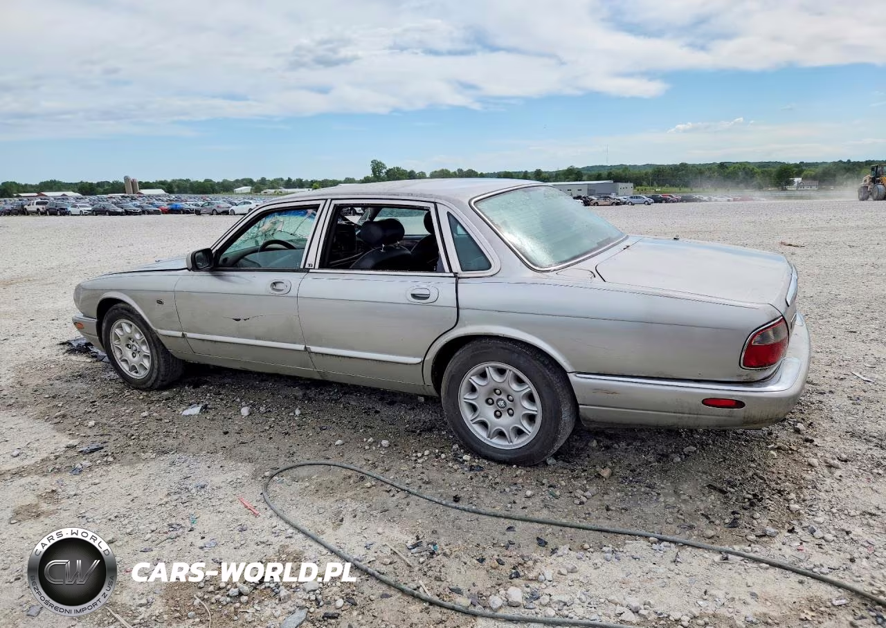 1999 Jaguar Xj8 VIN:SAJHD104XXC870171 - 2