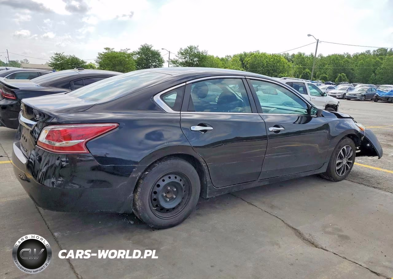 2015 Nissan Altima 2.5 S VIN:1N4AL3AP3FC413861 - 3
