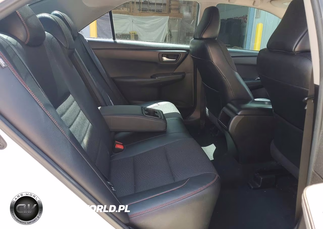 2017 Toyota Camry Se VIN:4T1BF1FK5HU358359 - 10