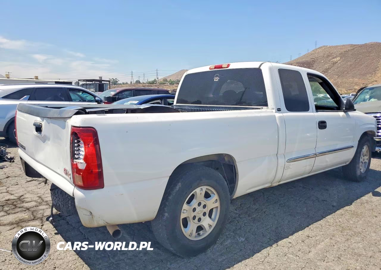 2005 GMC New Sierra C1500 VIN:1GTEC19V15Z353092 - 3
