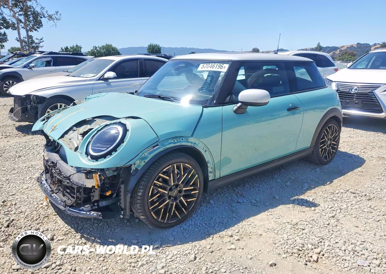 2025 Mini Cooper Base – zdjęcie 1 z 13
