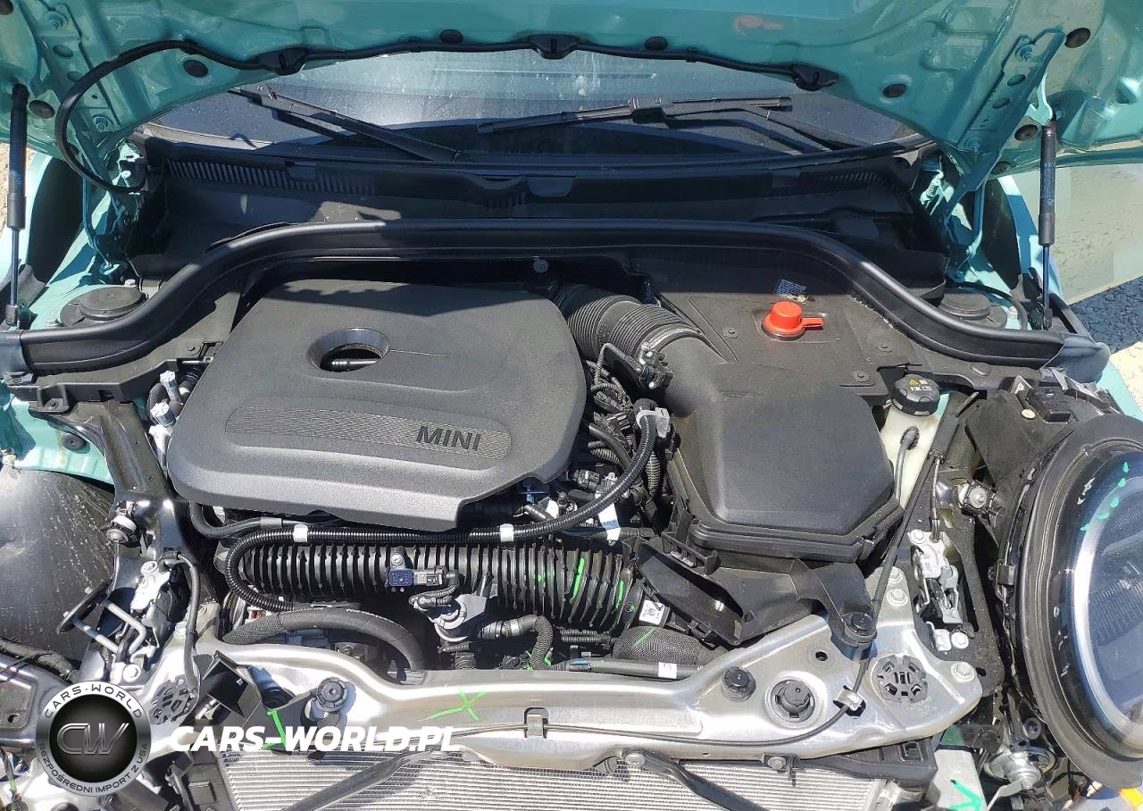 2025 Mini Cooper Base VIN:WMW13GD00S2W58596 - 11