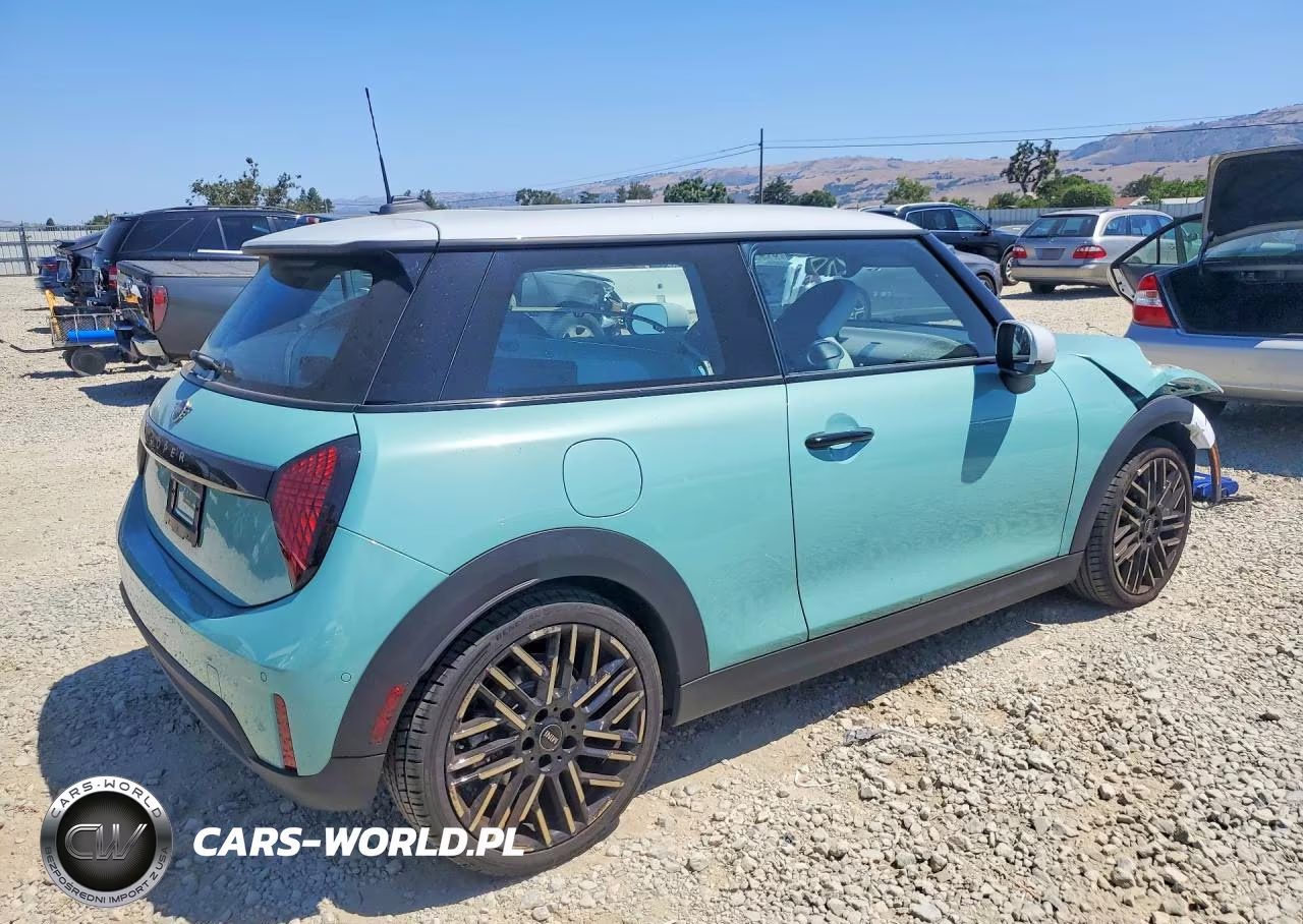 2025 Mini Cooper Base VIN:WMW13GD00S2W58596 - 3