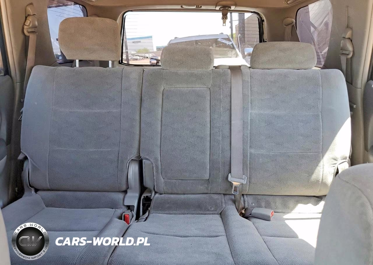2005 Toyota Sequoia Sr5 VIN:5TDZT34A05S256663 - 10