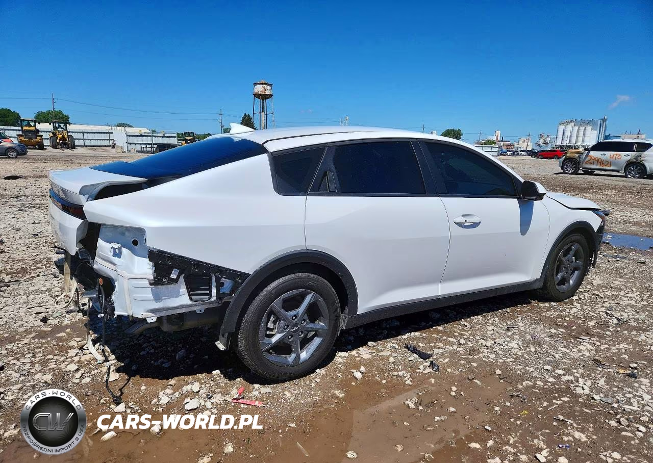 2025 Kia K4 Lxs VIN:3KPFT4DE3SE207085 - 3