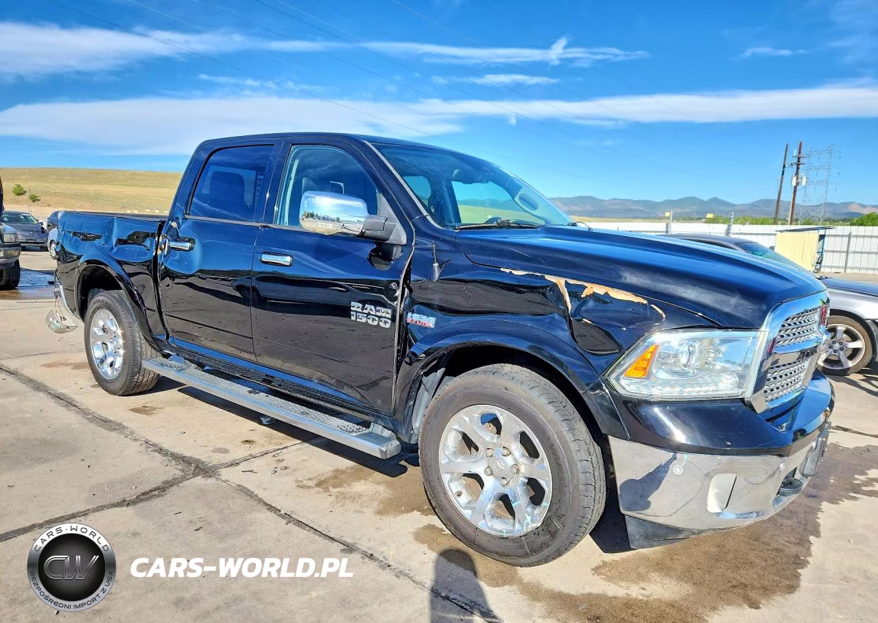 2014 Ram 1500 Laramie VIN:1C6RR7NT9ES386834 - 4
