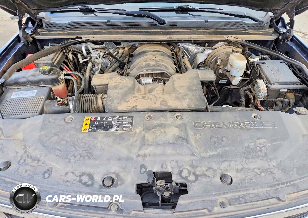 2018 Chevrolet Tahoe C1500 Ls VIN:1GNSCAKCXJR199561 - 12