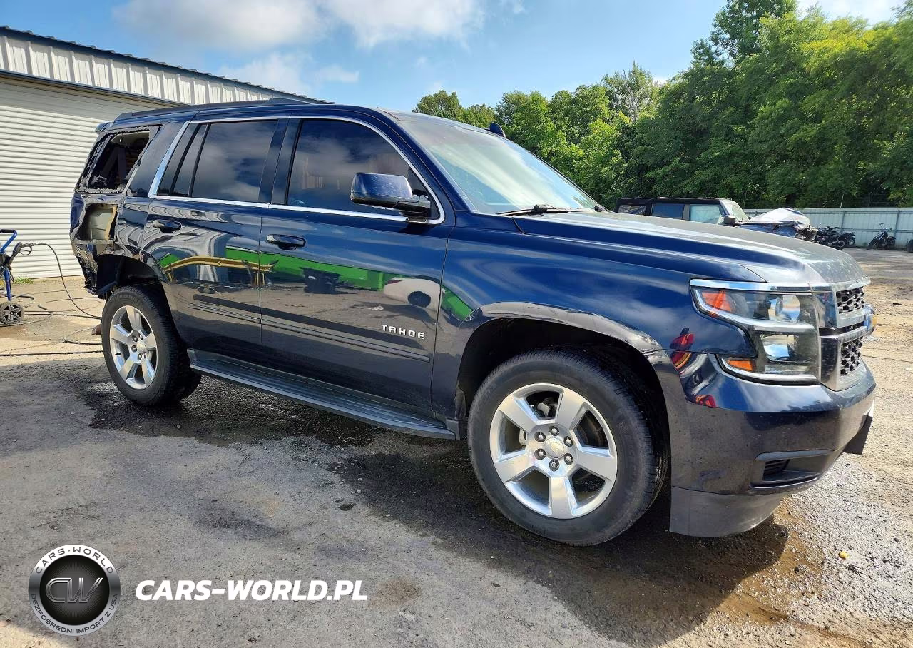 2018 Chevrolet Tahoe C1500 Ls VIN:1GNSCAKCXJR199561 - 4