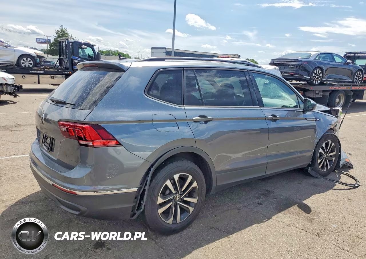 2024 Volkswagen Tiguan S VIN:3VVRB7AX3RM228172 - 3