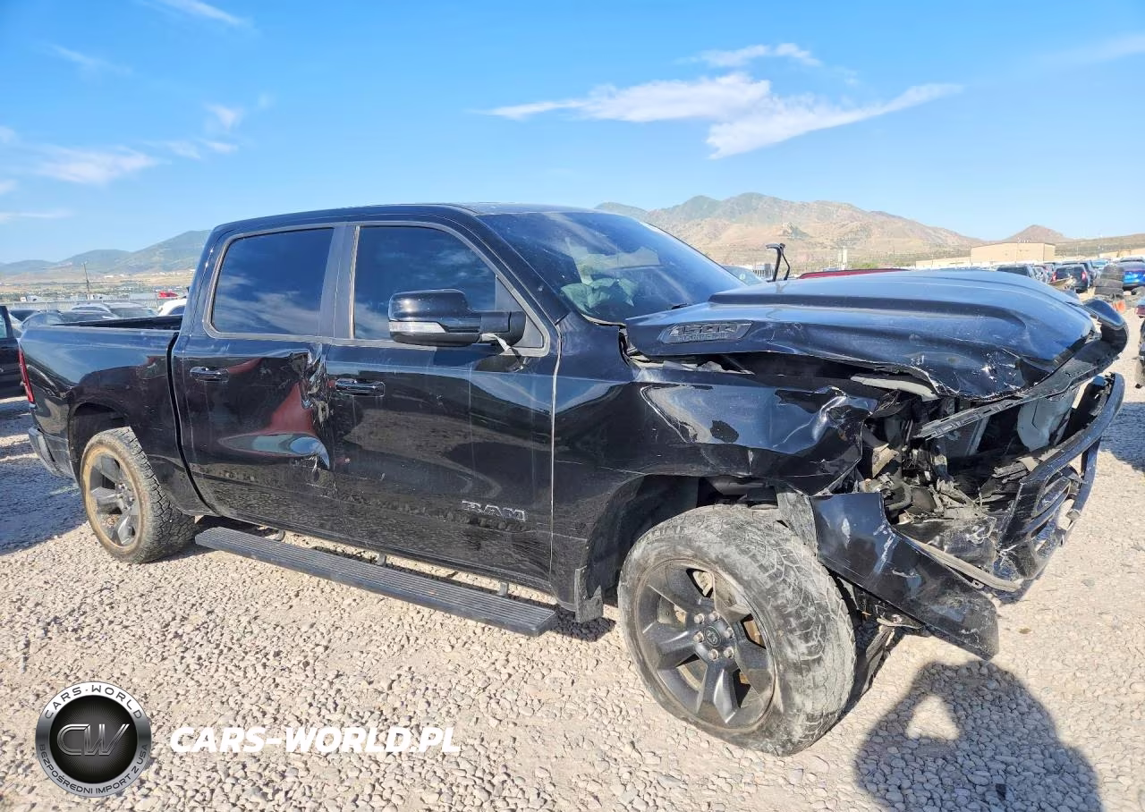 2019 Ram 1500 Big Horn VIN:1C6SRFFT5KN693518 - 4