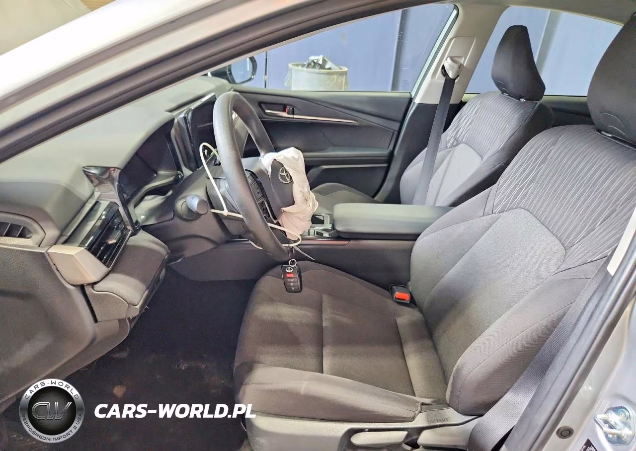 2025 Toyota Camry Le VIN:4T1DAACK6SU151322 - 7