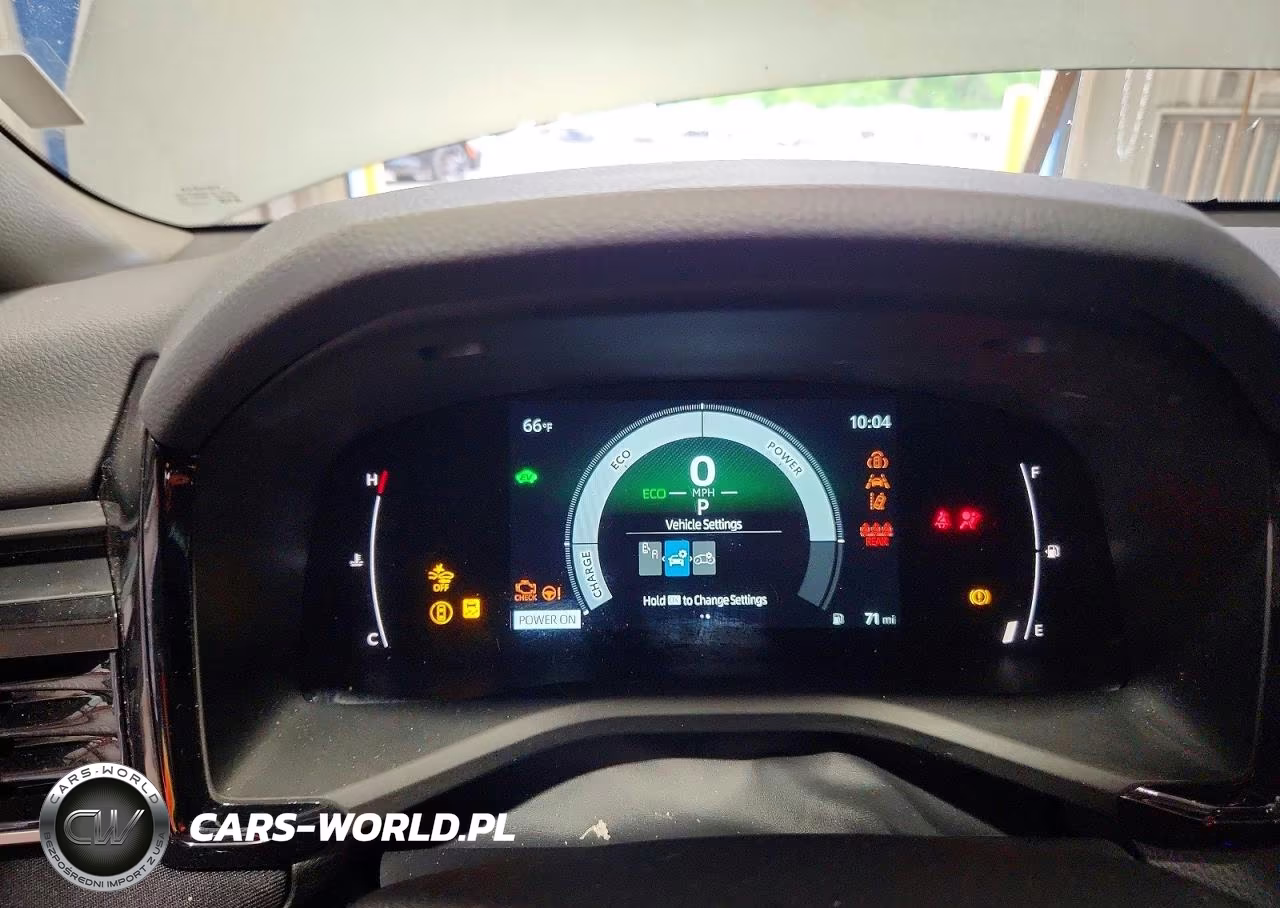 2025 Toyota Camry Le VIN:4T1DAACK6SU151322 - 9
