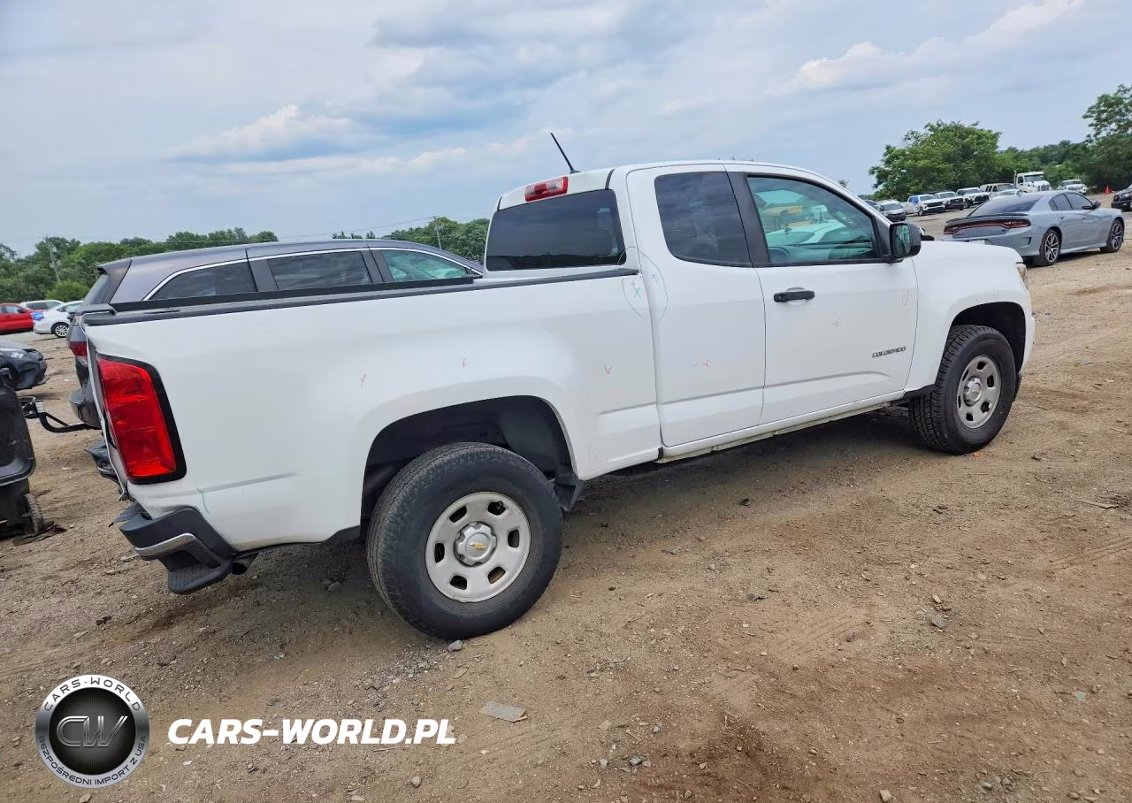 2016 Chevrolet Colorado VIN:1GCHSBEAXG1375585 - 3