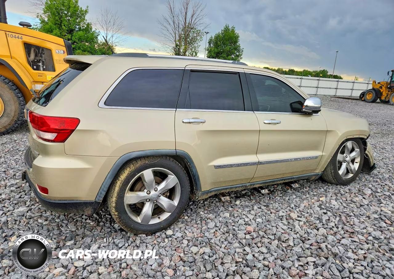 2011 Jeep Grand Cherokee Overland VIN:1J4RR6GT5BC713066 - 3