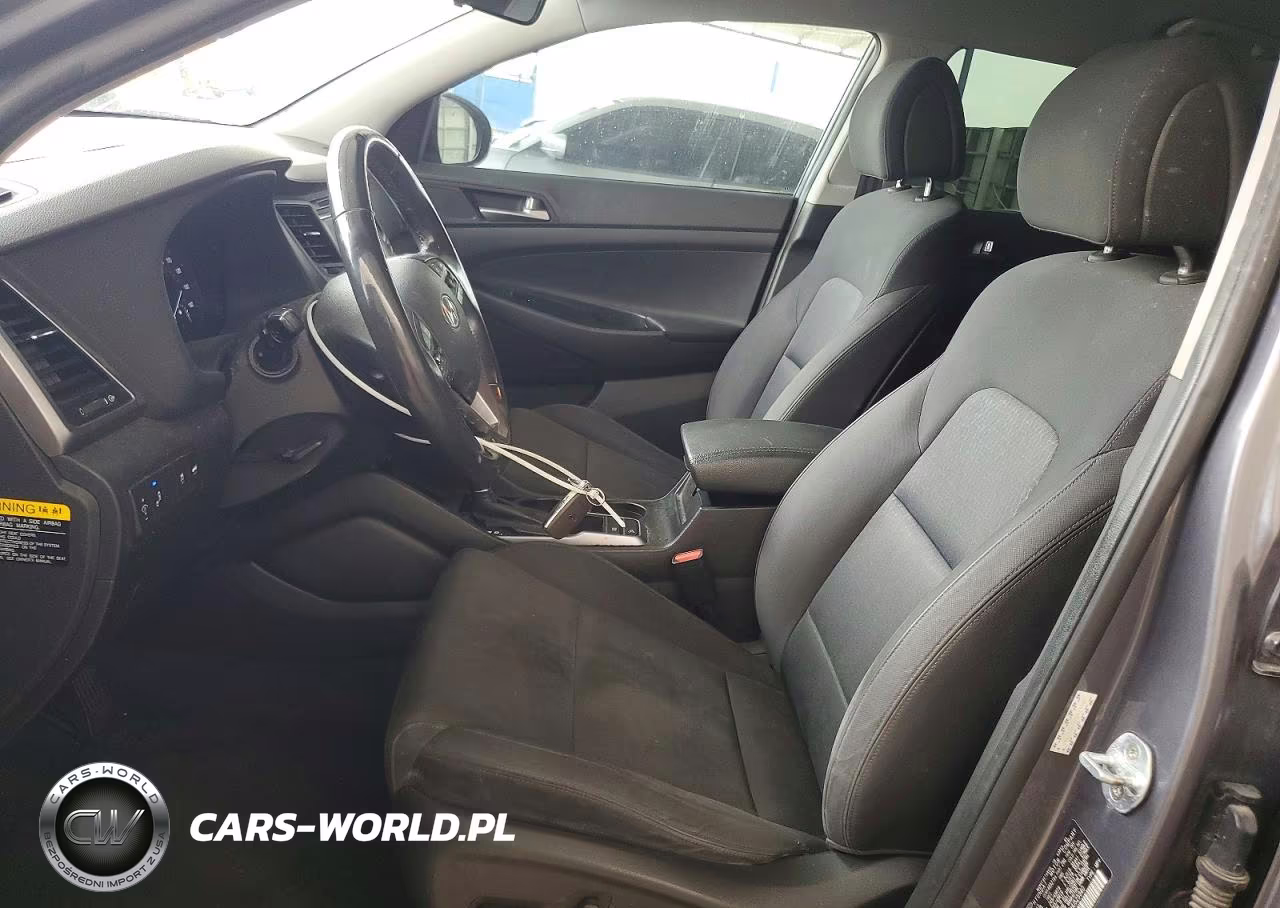 2017 Hyundai Tucson Sport VIN:KM8J33A21HU525940 - 7