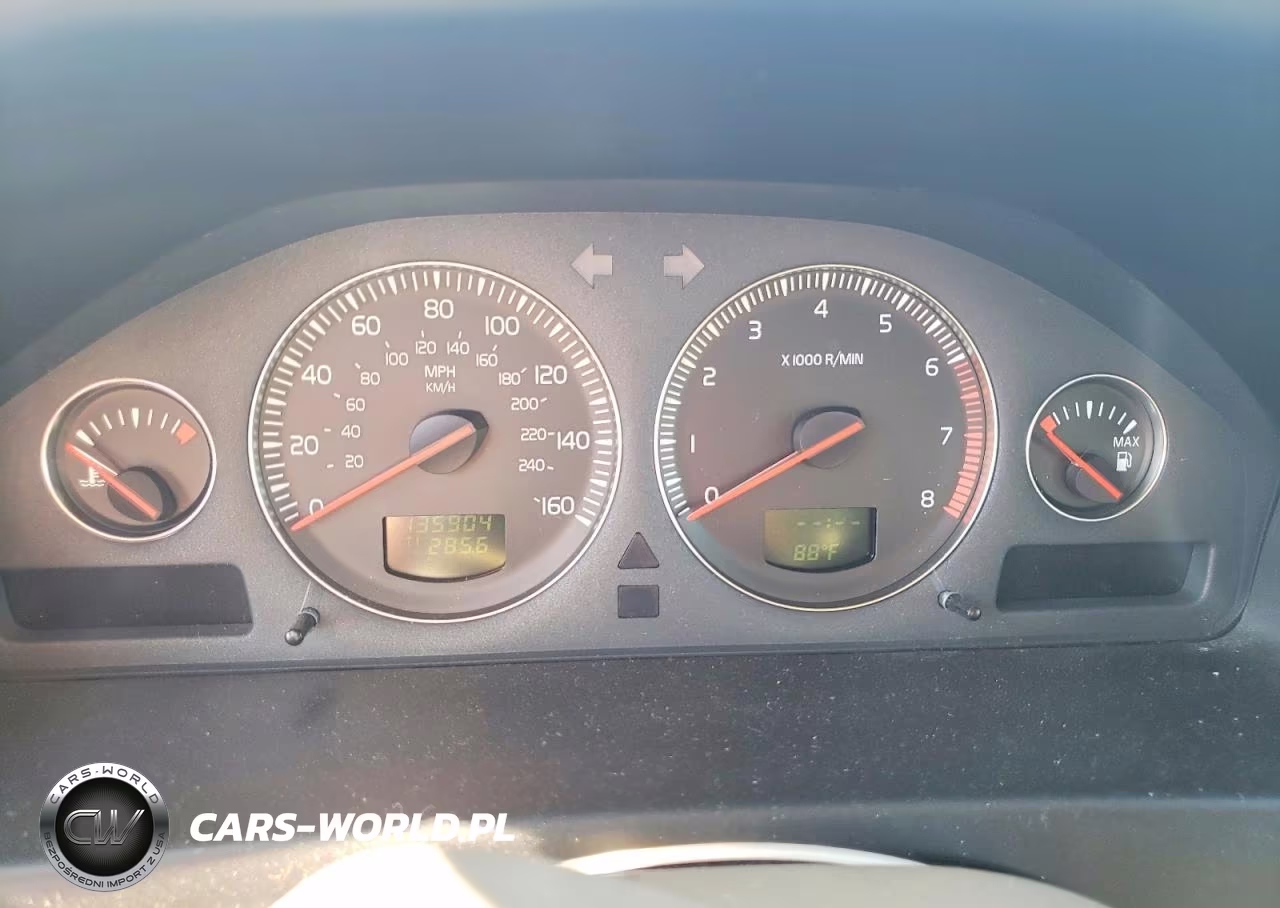2004 Volvo V70 Fwd VIN:YV1SW59V242451163 - 9