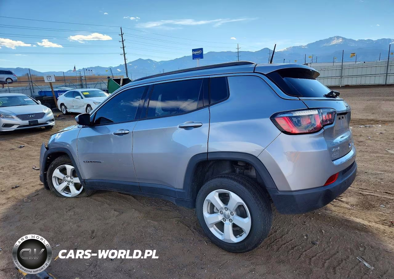 2018 Jeep Compass Latitude VIN:3C4NJDBB1JT253258 - 2