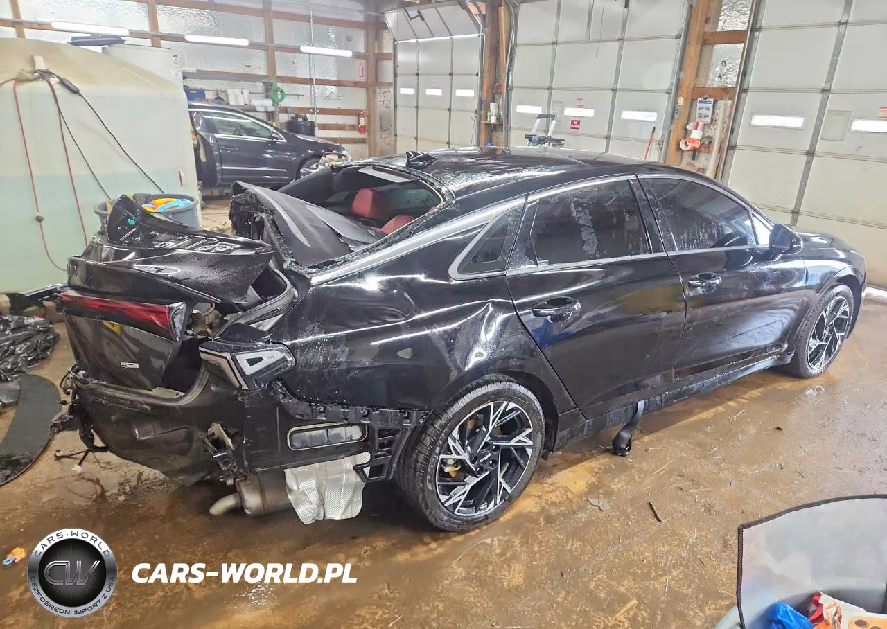 2025 Kia K5 Gt Line VIN:KNAG64J77S5321360 - 3