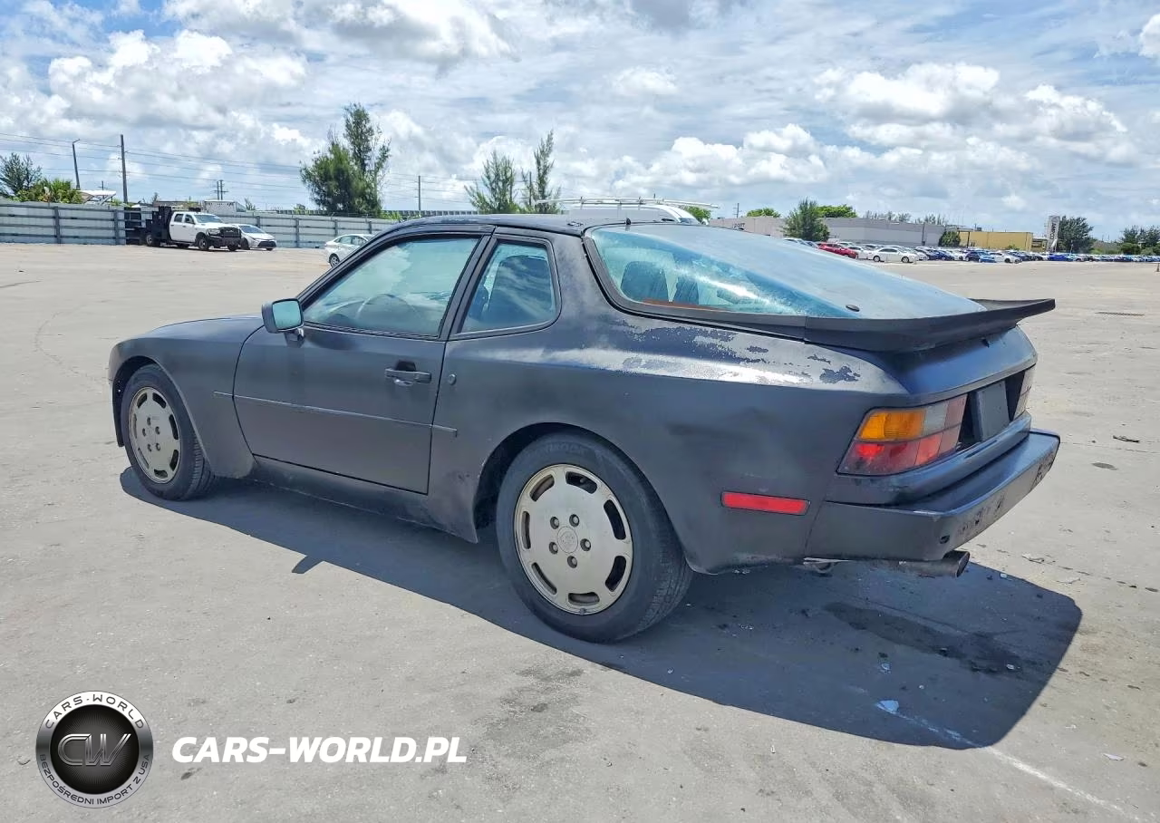 1987 Porsche 944 VIN:WP0AB0949HN475052 - 2