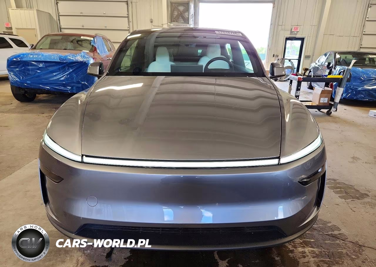 2026 Tesla Model Y VIN:7SAYGDED2TF585996 - 5