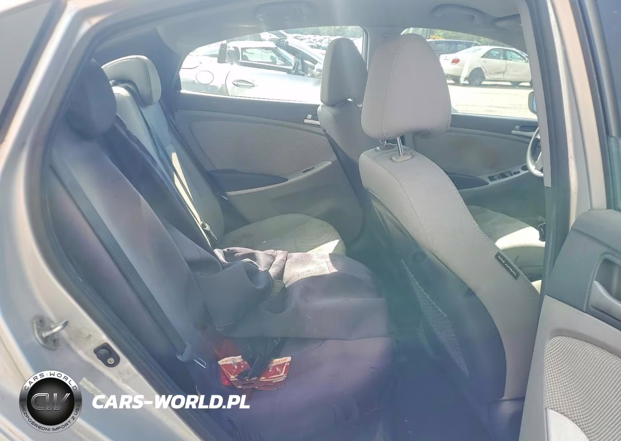 2012 Hyundai Accent Gls VIN:KMHCT4AE3CU083440 - 10