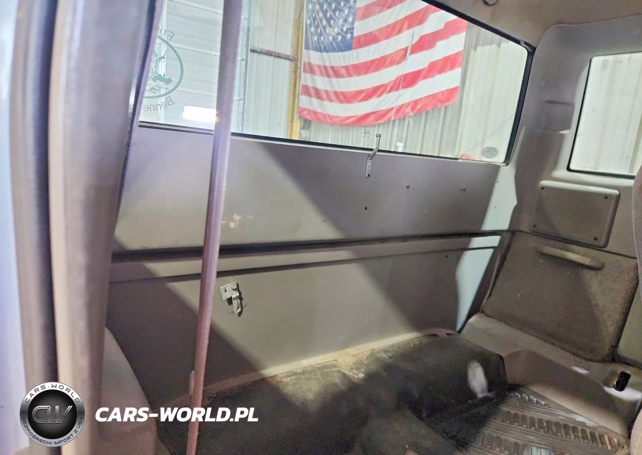 1998 Ford Ranger VIN:1FTZR15U5WPA70463 - 10