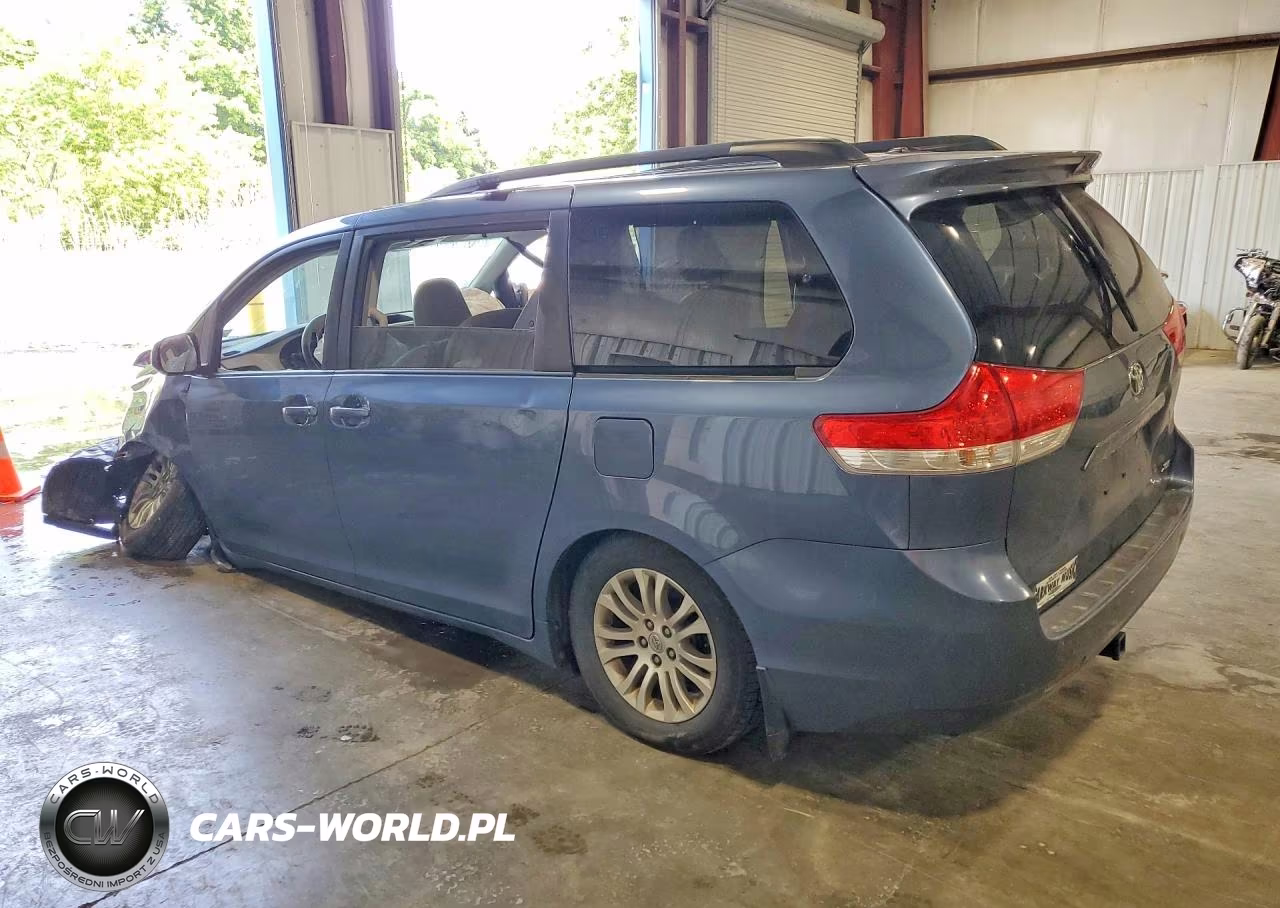 2014 Toyota Sienna Xle 8-Passenger VIN:5TDYK3DC4ES449267 - 2