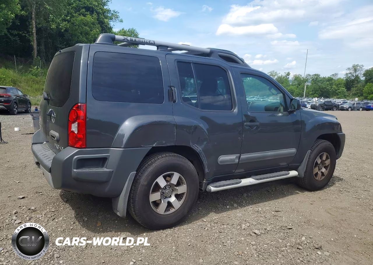 2013 Nissan Xterra X VIN:5N1AN0NW3DN816563 - 3