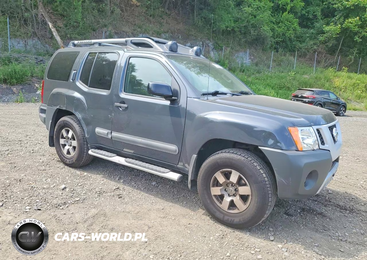 2013 Nissan Xterra X VIN:5N1AN0NW3DN816563 - 4