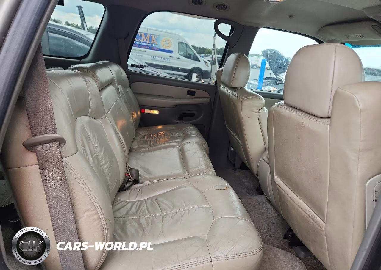 2000 Chevrolet Tahoe C1500 VIN:1GNEC13T6YJ189601 - 11