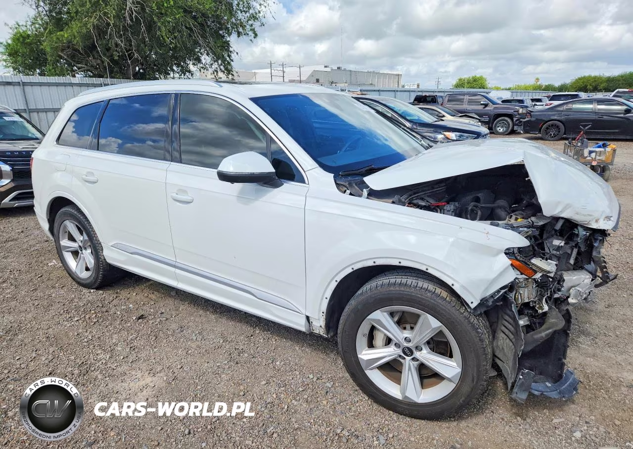 2023 Audi Q7 Premium Plus VIN:WA1LCBF76PD021646 - 4