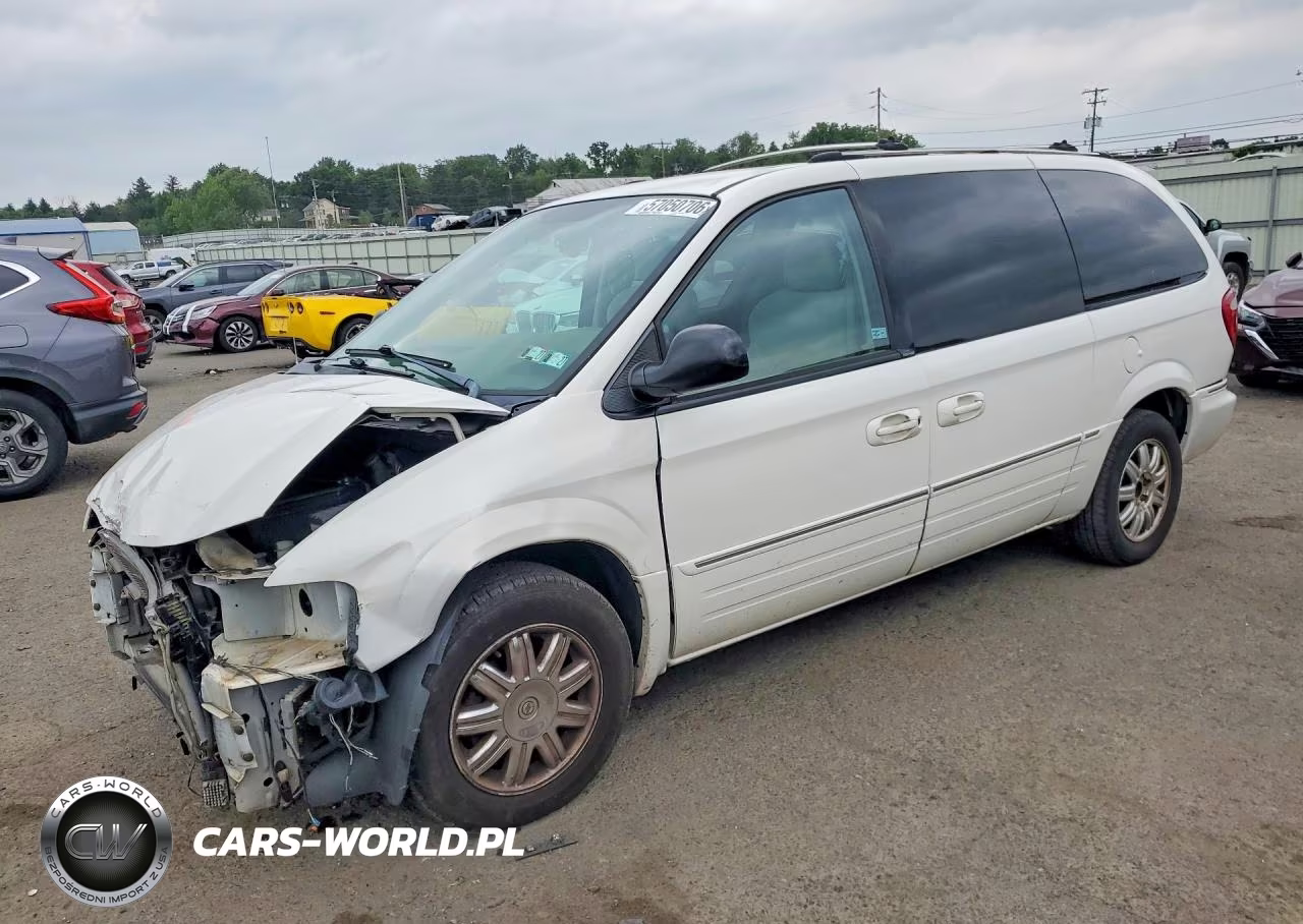 2005 Chrysler Town & Country Limited