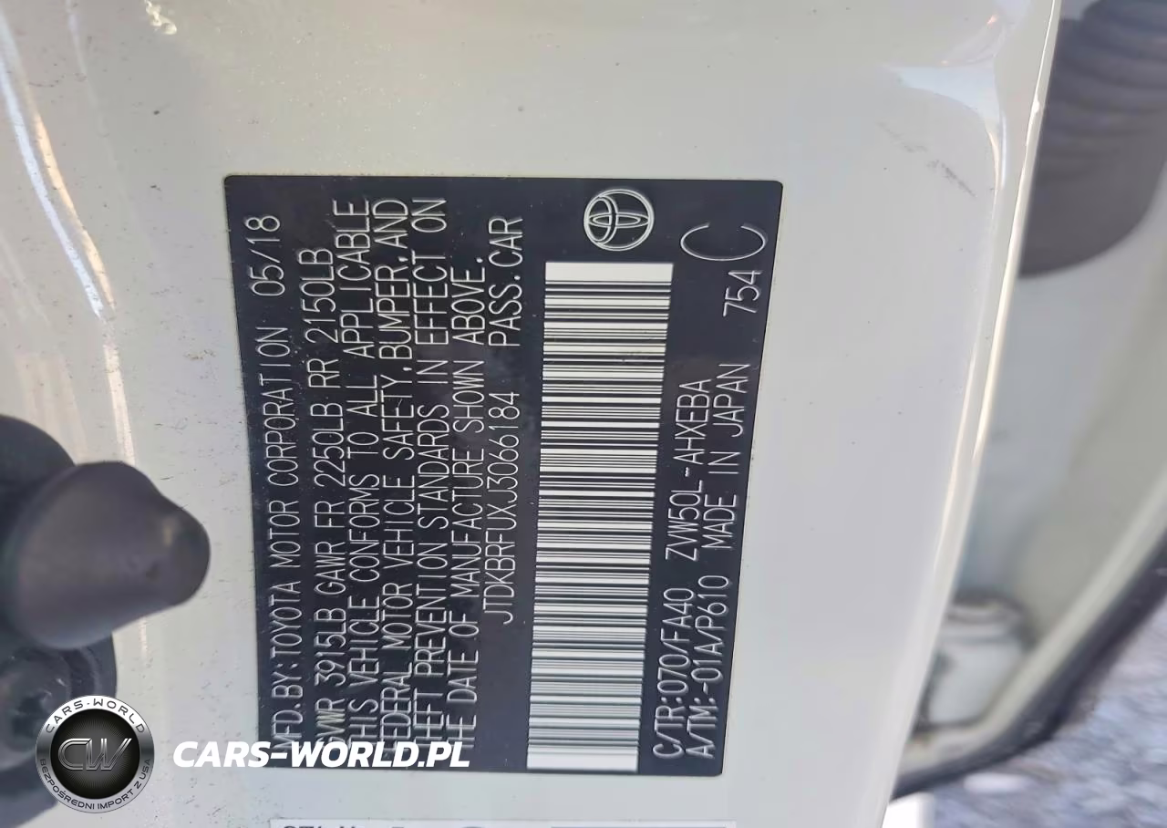 2018 Toyota Prius Two VIN:JTDKBRFUXJ3066184 - 12