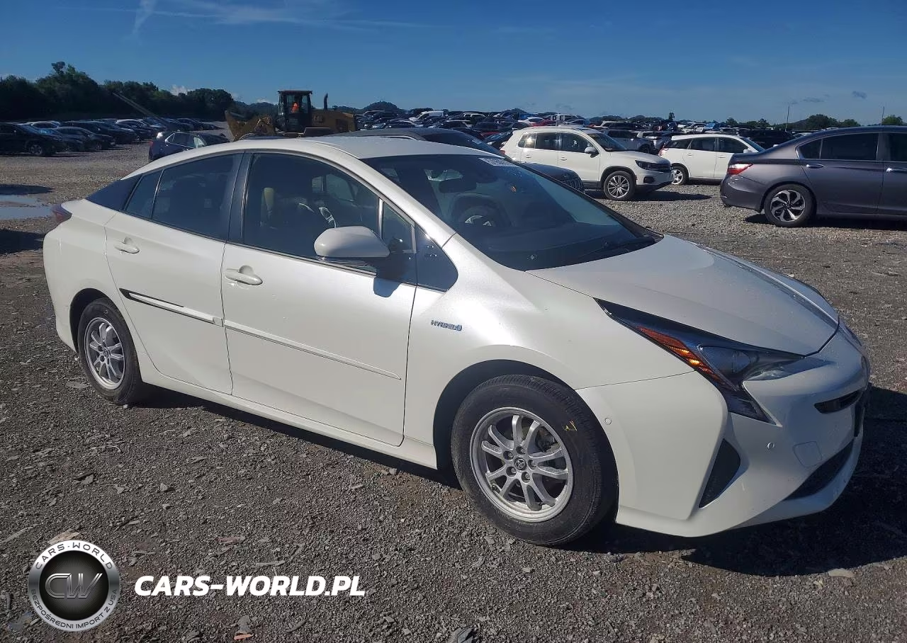 2018 Toyota Prius Two VIN:JTDKBRFUXJ3066184 - 4