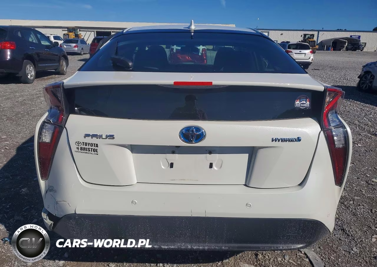 2018 Toyota Prius Two VIN:JTDKBRFUXJ3066184 - 6