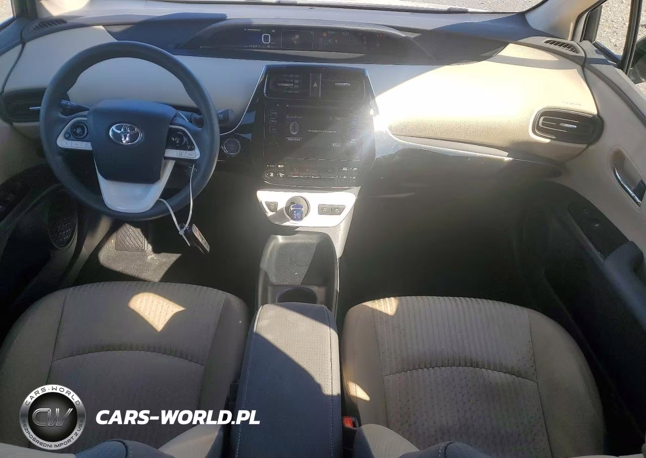 2018 Toyota Prius Two VIN:JTDKBRFUXJ3066184 - 8