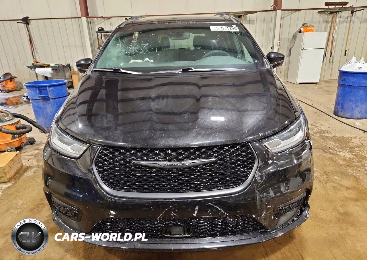 2022 Chrysler Pacifica Touring L VIN:2C4RC3BG5NR238417 - 5