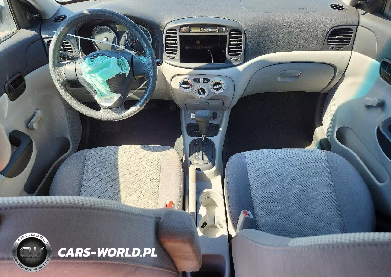 2009 Hyundai Accent Gls VIN:KMHCN46C79U283179 - 8