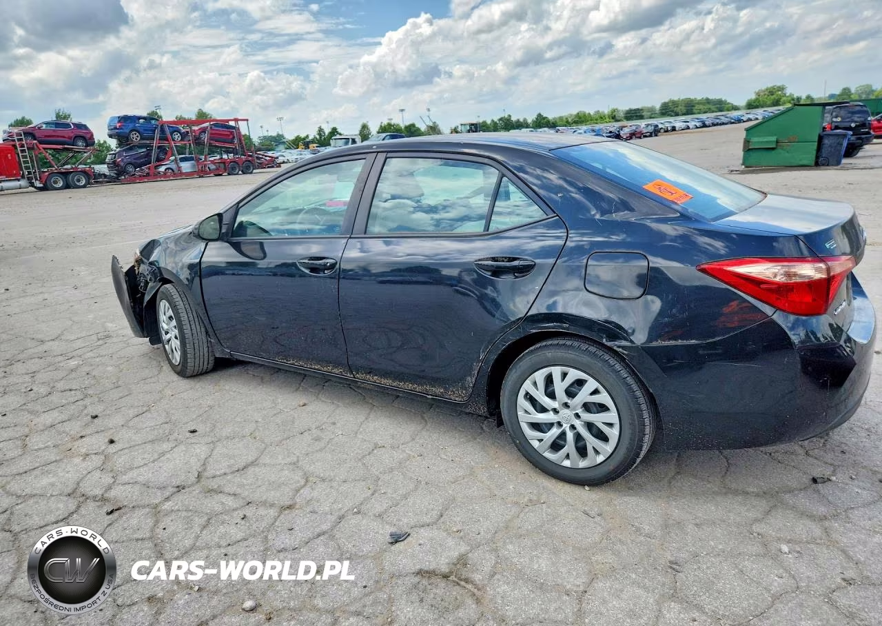 2017 Toyota Corolla Le VIN:5YFBURHE9HP584997 - 2